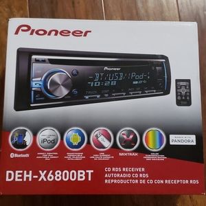 NIB CD Receiver car stereo